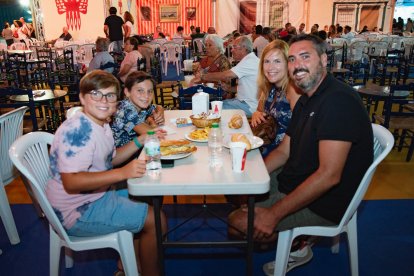 Verónica y Jordi junto a sus hijos Gerard y Roger.