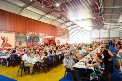 Un millar de personas se reunieron en el acto.