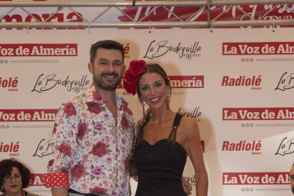 El diseñador Curro Ruiz y Silvia.