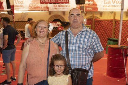 Carmen, Antonio y su Teresita vinieron a hacernos una visita