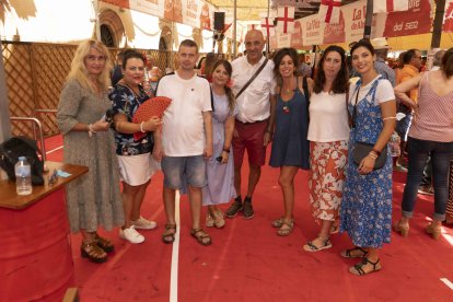 Mari Luz, Estrella, Alejandro, Leticia, Hilario Luis, Gloria, Paqui, Sheila