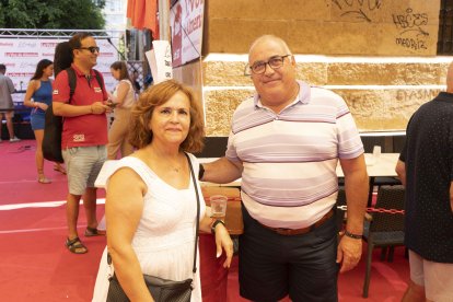 Nicolás Franco y Paqui juntos en la Plaza Pablo Cazard