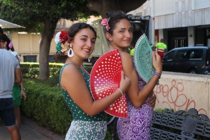 Ana Fernández y Mar Martínez, en la Feria.