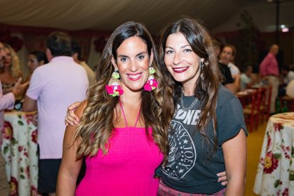 Mari Carmen Martín y Cristina Murcia