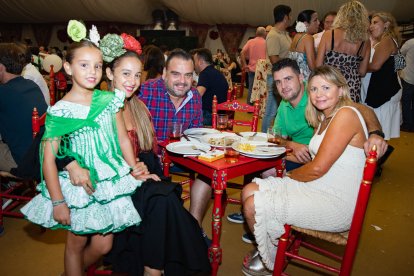 Estefanía Navarro, Antonio Martínez, Rocío López Víctor Fernández y Estefania Martínez
