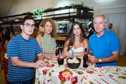 Mari Carmen Criado, María Sánchez, Francisco Sánchez y Francisco Sánchez