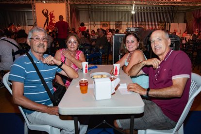 Rafael, Mari Carmen, Ginés y Paqui compartieron una noche entre amigos.