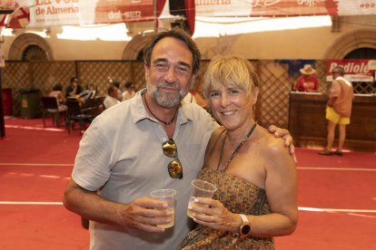 Emilio e Inma han llegado desde Castellón para disfrutar de la Feria de Almería