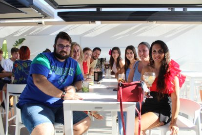 Los familiares Javier, Carmen, Mercedes, Itziar, Sara, Mercedes, María José y Juan Jesús.