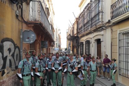 La Legión, momentos antes de su participación en la procesión.