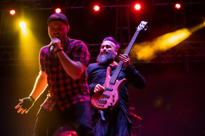 El segundo grupo en actuar.