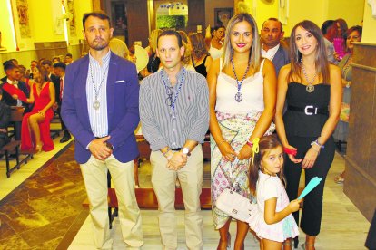 Algunos de los miembros de la Hermandad de la Virgen de la Cabeza.
