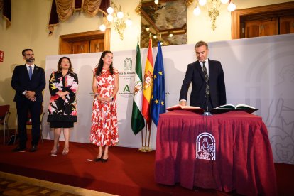 Amós García Hueso.