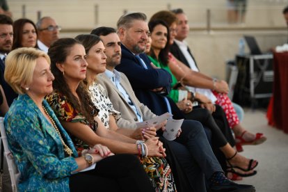 Ayuntamiento de Almería y Junta de Andalucía contaron con una amplia representación en la presentación del cartel de la magna.