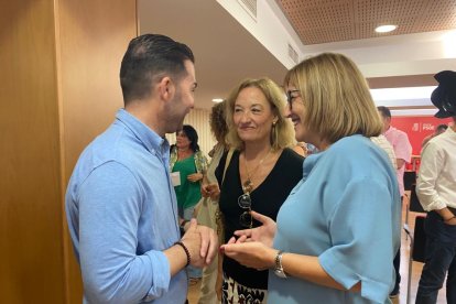 José María Martín, Mari Carmen Ortiz y Esperanza Pérez.