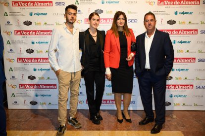 Daniel Bonilla, Noelia Bonilla, Pilar García y José Bonilla.