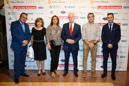 Olivier Martínez, Rosina Abad, Mari Carmen Morales, Juan Herrera, Esteban Álvarez y Ricardo Céspedes.