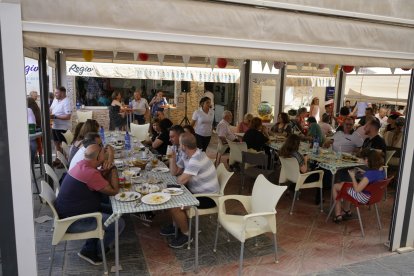 El ambiente de feria en Regio Mediterránea Gastrobar es inmejorable.