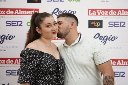 Jesús y Luisa muestran todo su amor en la Feria 2022.
