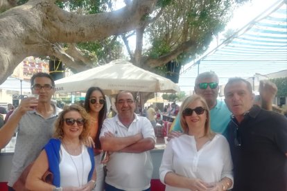 El equipo de Muebles Núñez, presente como no podía ser de otra manera en la Feria de Turre.