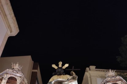 El Resucitado, ante la UNED.