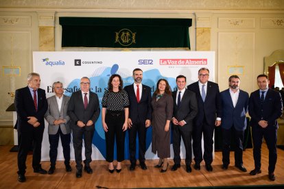 Juan Fernández, Santiago Alfonso, Pedro Manuel de la Cruz, María Vázquez, Ramón Fernández-Pacheco, Carmen Crespo, Javier Aureliano García, Arturo Bernal, José Colomina y Ricardo Céspedes.