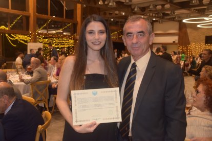 El coronel Soriano con su sobrina, Rocío Guerrero.