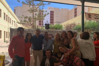 Arturo Ruiz Lastra, Dorita Martín, Juan José Sánchez, Ángel Jesús Criado, Josefa Bonillo, Marisa Alonso, Yolanda García-Polo, Mar Rodríguez Carrasco y Fernando Martín.