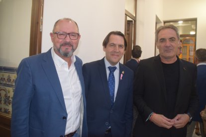 Cecilio Rubio de Diputación y los diputados Rafael Burgos y Marcelo López.