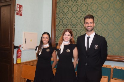 Azafatas y azafato de Indalcongress.