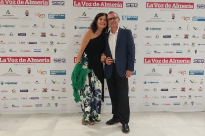 Estrella Moles Pérez y José Manuel González Cruz (Escuela Agraria Vícar).