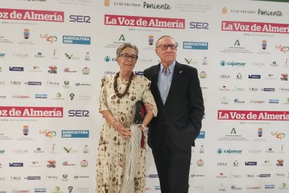 Mari Carmen López y Adolfo García de Viana.
