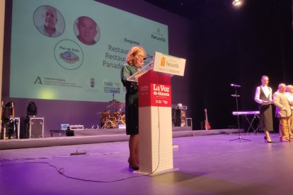 Premio Empresa: Carmona Morales interviene en representación de los premiados.