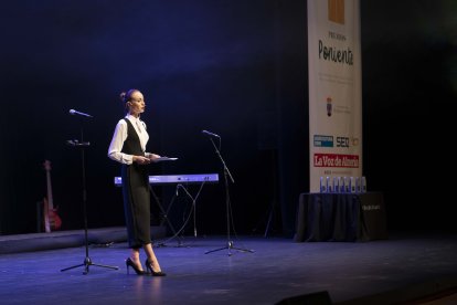 La presentadora, Ana Márquez, durante la gala de premios.