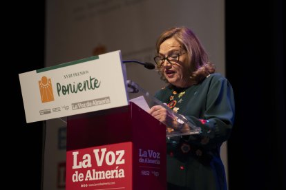 Lola Carmona Morales durante su intervención.