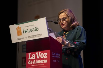 Lola Carmona Morales durante su intervención.
