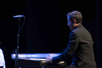 Actuación del Coro Infantil Pedro Mena de Adra.