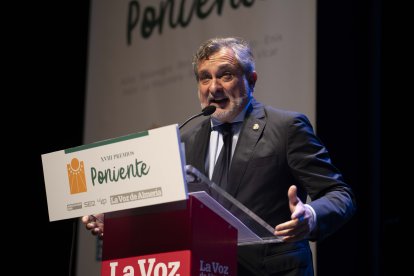 Ángel Escobar durante su intervención.