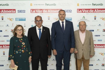 Panadería Pan de Felix con su alcalde.