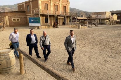 Entre otros, el empresario Joaquín Salvador.