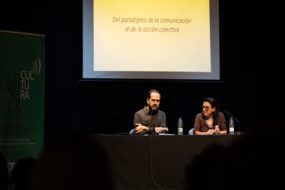 Conferencia: Marcos García Cristóbal y Mª Ángeles Expósito.