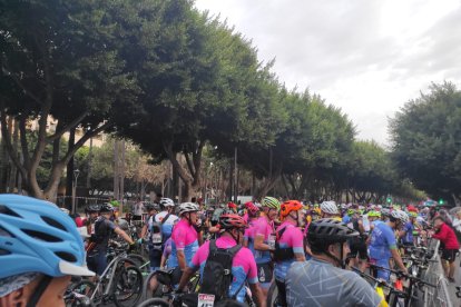 Los ciclistas han salido a las nueve de la mañana.