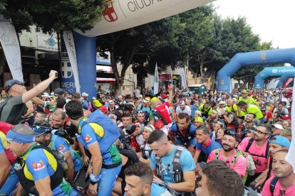 Los marchadores, antes de salir en La Desértica.