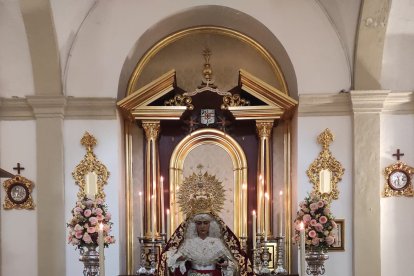 Fe y Caridad, en veneración en San Pedro.