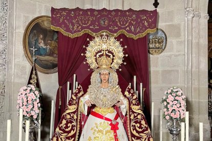 Gracia y Amparo, de Los Molinos a la Catedral para participar en la veneración.