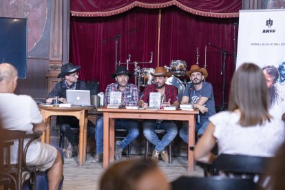 Presentación del libro La Mano del Muerto.