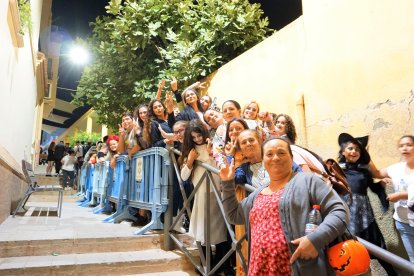 El pasaje del terror tuvo un gran éxito y las colas que se formaban para conseguir entrar así lo demostraron.