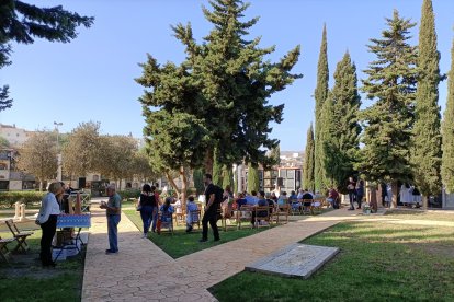 Todo preparado en el Jardín del Recuerdo para la celebración de la misa