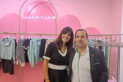 Eva Pedraza y Juan Elías, de Modas J. González.