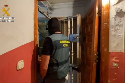 La Guardia Civil de la Comandancia de Almerí, Roquetas de Mar.